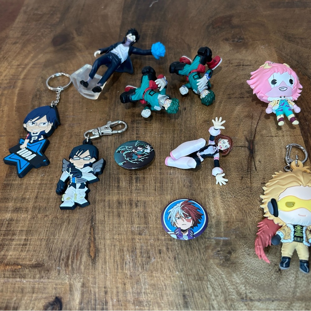 Collection of My Hero Academia Trinkets  (2 pins, 4 keychains, 4 mini figures)